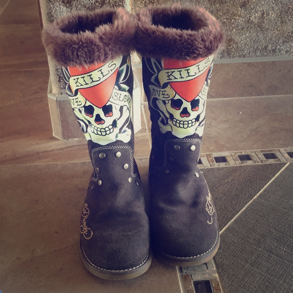 Ed Hardy fur lined boots size 7